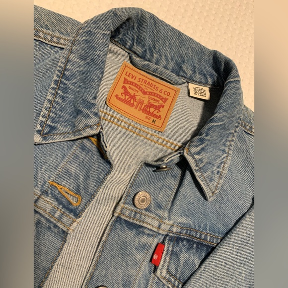 Levi’s jean jacket - Picture 4 of 5